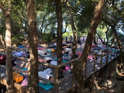 Ithaca yoga - yoga holiday YOAS - Yoga on a Shoestring