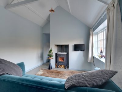 Quaives Kent - yoga retreat - YOAS