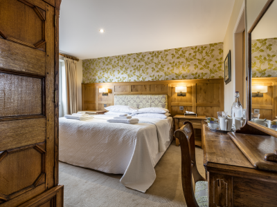 Yewfield, Lake District UK - yoga retreat - Yoga on a Shoestring