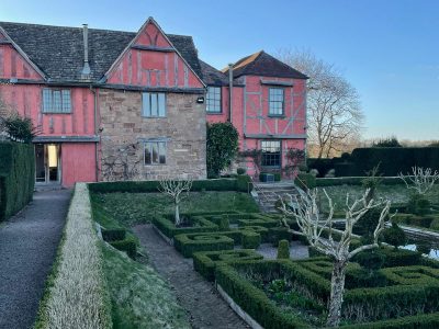 Pauntley Court - yoga retreat - YOAS